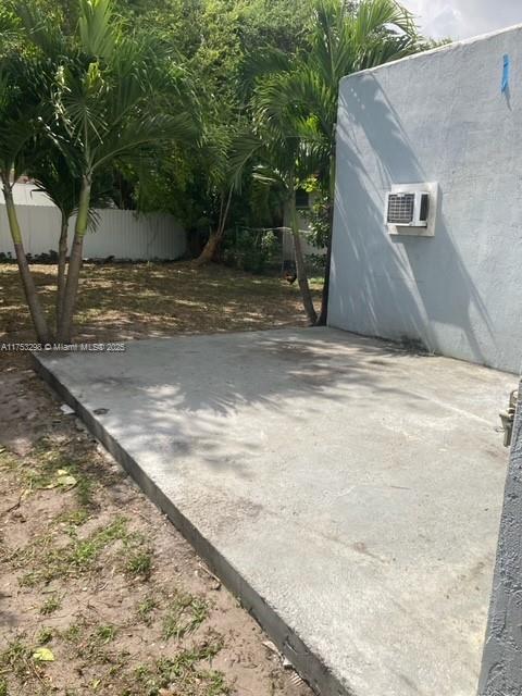 Building Photo - 6340 NW 21st Ave