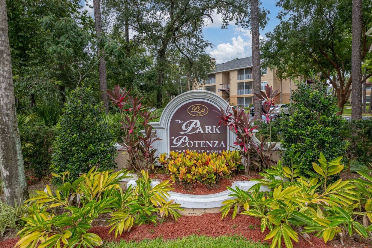 The Park at Potenza New Apartments in Jacksonville, FL