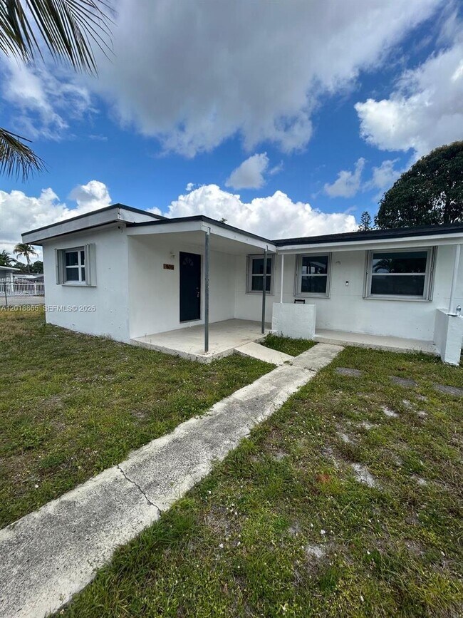 Building Photo - 1835 NW 122nd St