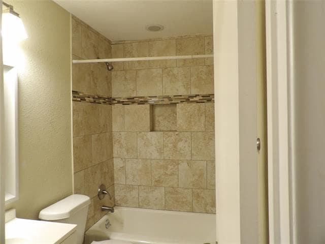 Building Photo - 2822 Sunny Hill Ln