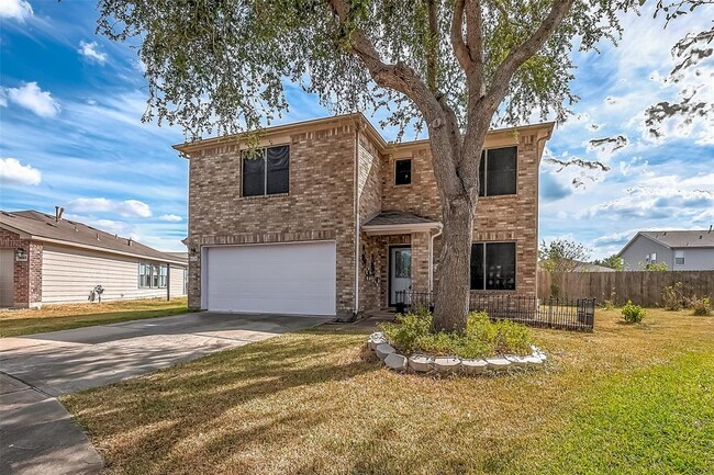 Foto del edificio - 9226 MacMillan Ln