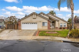 Building Photo - 35330 Rancho Rd