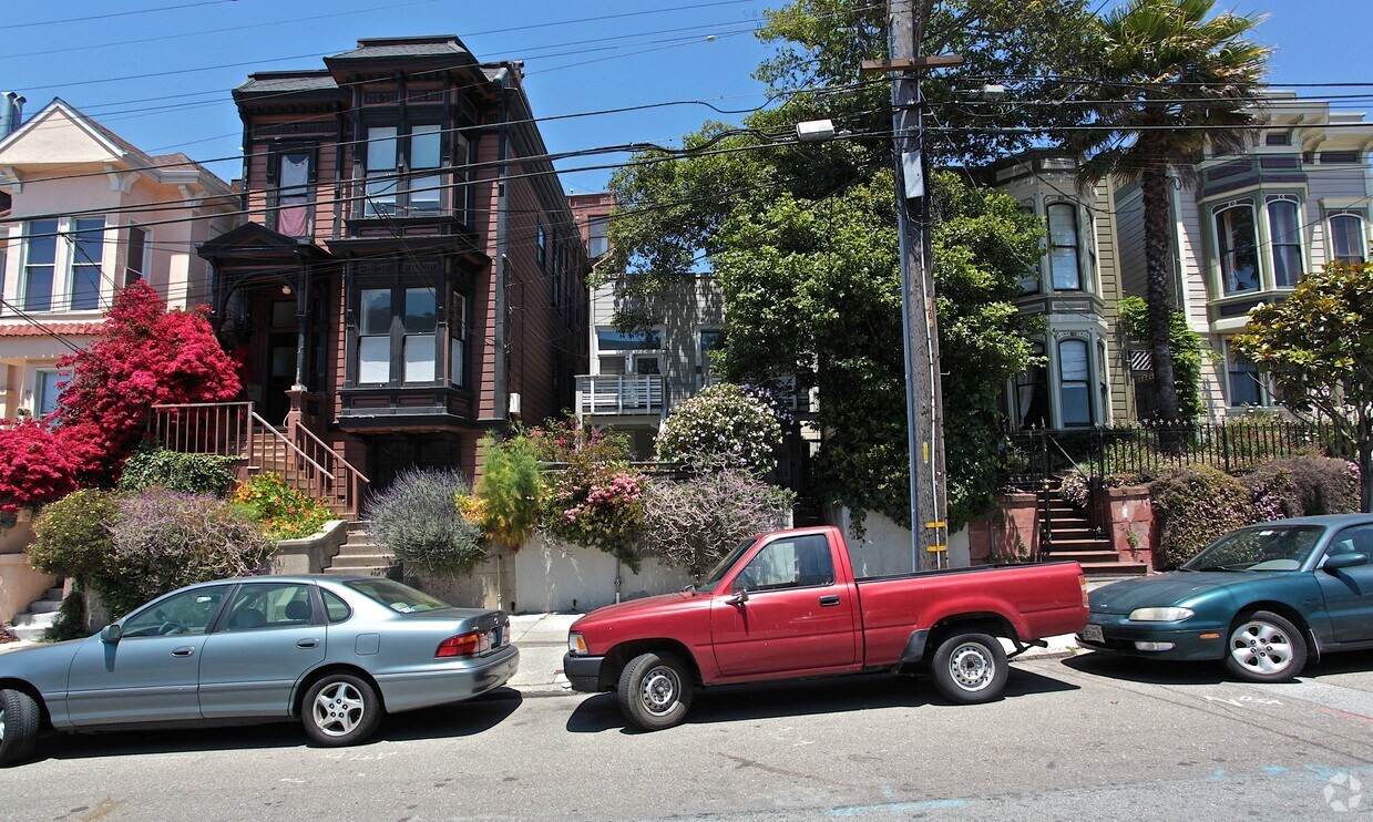 Foto principal - 138 Hermann St