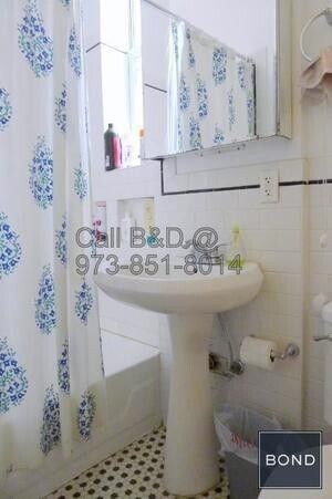 Foto del edificio - 331 E 33rd St