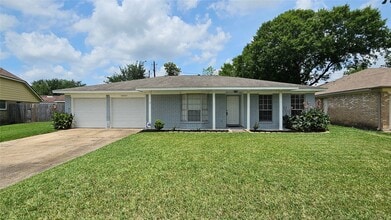 Building Photo - 10007 Winding Trail Rd