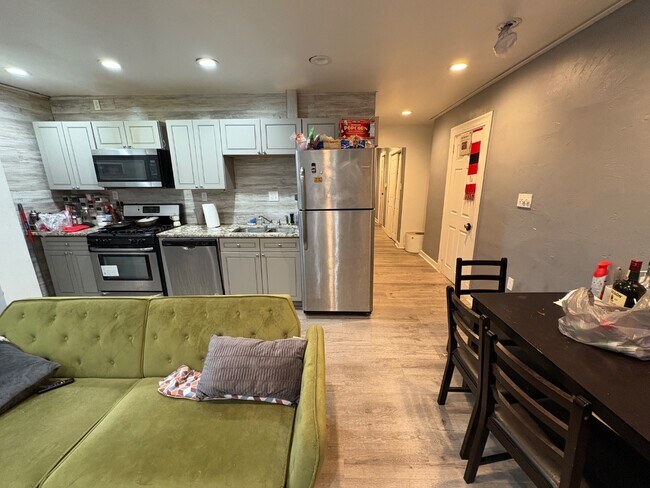Foto del edificio - 5807 Hobart St
