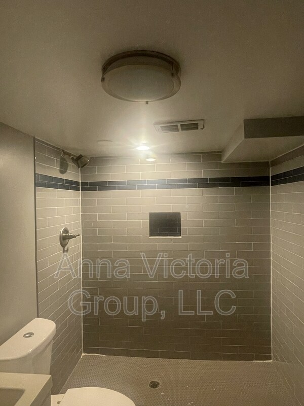 Foto del edificio - 821 Maury Ave