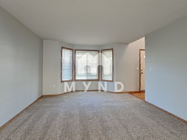 Building Photo - 2403 NE 108th St