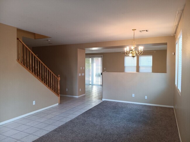 Building Photo - BEAUTIFUL 4BD/3BA SUMMERLIN HOME W/ LOFT A...