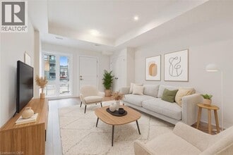 Building Photo - 135 REVERIE Wy