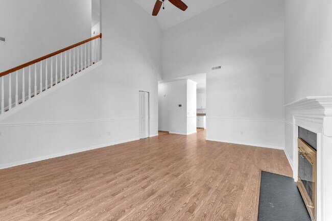 Foto del edificio - 21 Glencove Ct