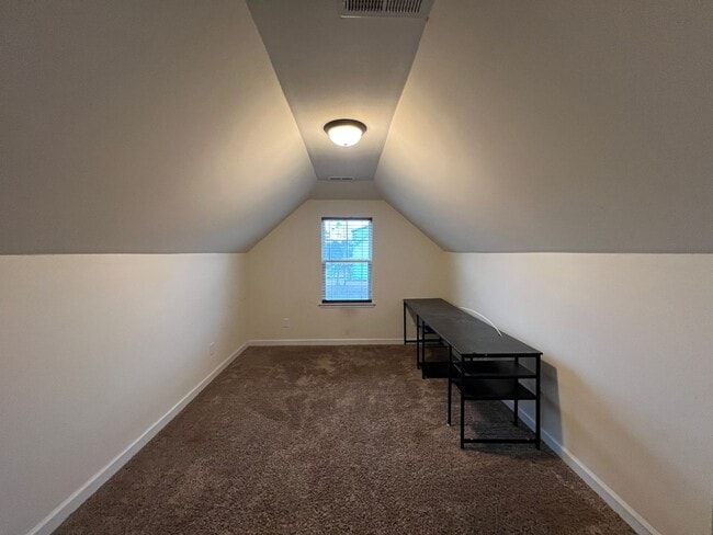 Foto del edificio - 310 Landon Ln