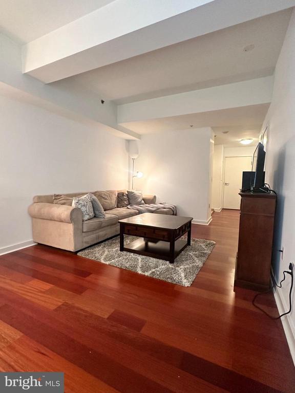 Foto del edificio - 219 S 18th St