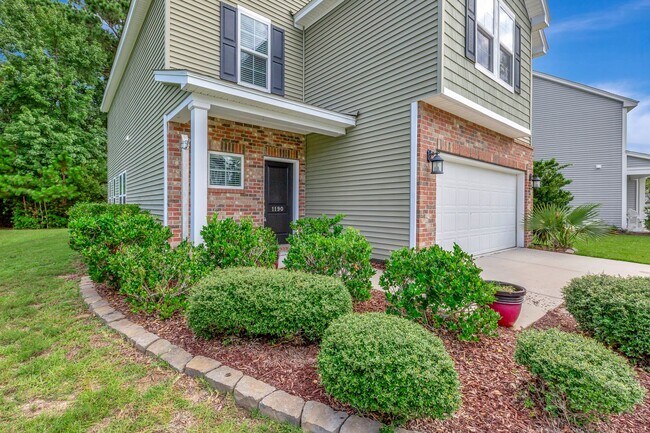 Building Photo - Upgraded 5BR Home in Tupelo with Pond Views