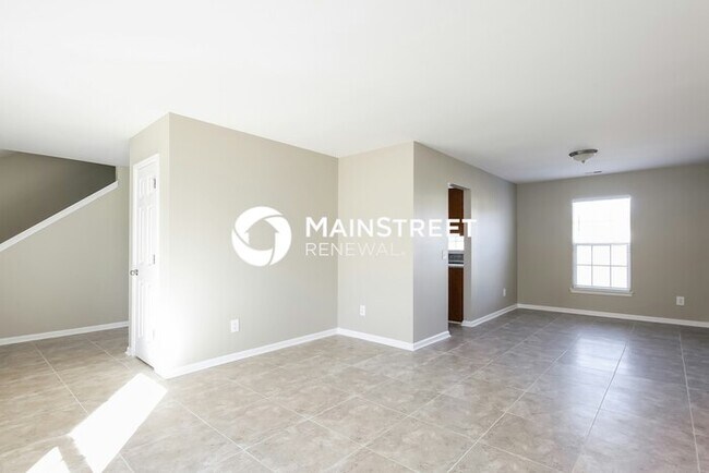 Foto del edificio - 4 Bedroom Pet-Friendly Home in Winston-Sal...