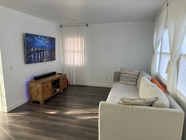 Sala de estar - 10215 S Gramercy Pl