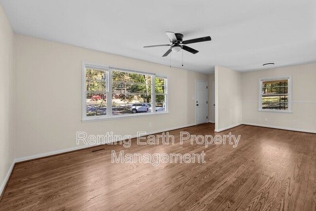 Foto del edificio - 405 18th Ave NW