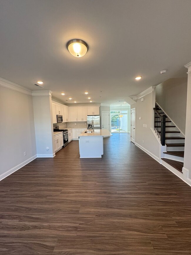 Building Photo - Beautiful, New Constuction Townhome Close ...