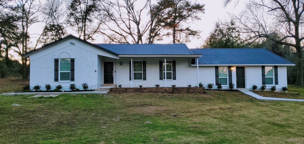 15865 Shatterway Ln, Willis, TX 77318 Townhome Rentals in Willis TX