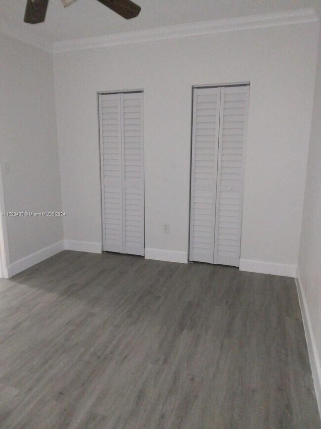 Foto del edificio - 1043 NW 2nd St