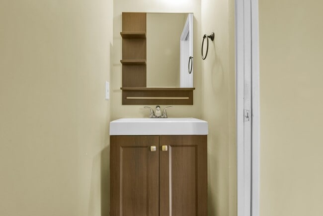 Foto del edificio - 6279 Island Way
