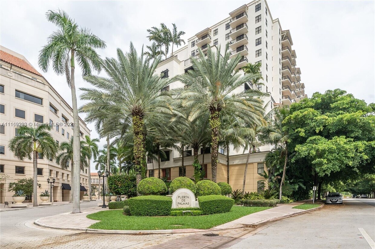 Foto principal - 888 S Douglas Rd