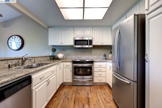 Foto del edificio - 1317 Merrivale West Square