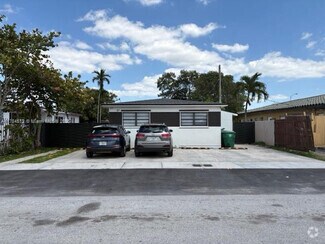 Building Photo - 25 NW 48th Pl