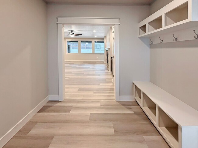 Foto del edificio - Brand New Construction 4-Bedroom in Pheasant Meadows – Walk to Parks, Near Nampa Shopping & Dining