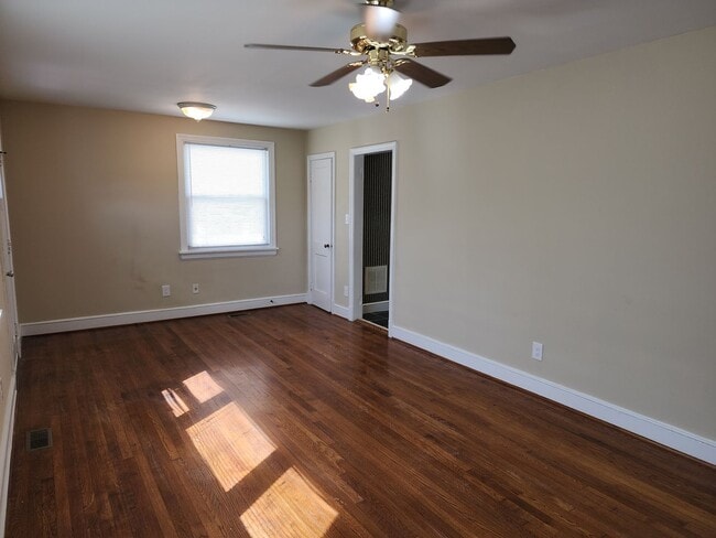 Foto del edificio - Incredible 3 Bedroom Ranch with Spacious 2...