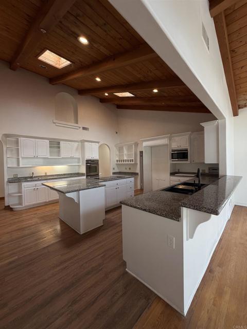 Foto del edificio - 1555 Willow Glen Dr