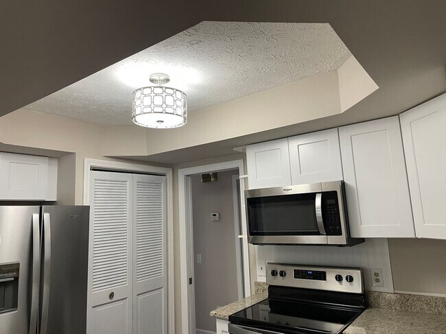 Foto del edificio - 6820 Fredmoor St