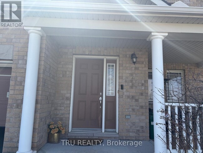 Building Photo - 684 Beatrice Dr