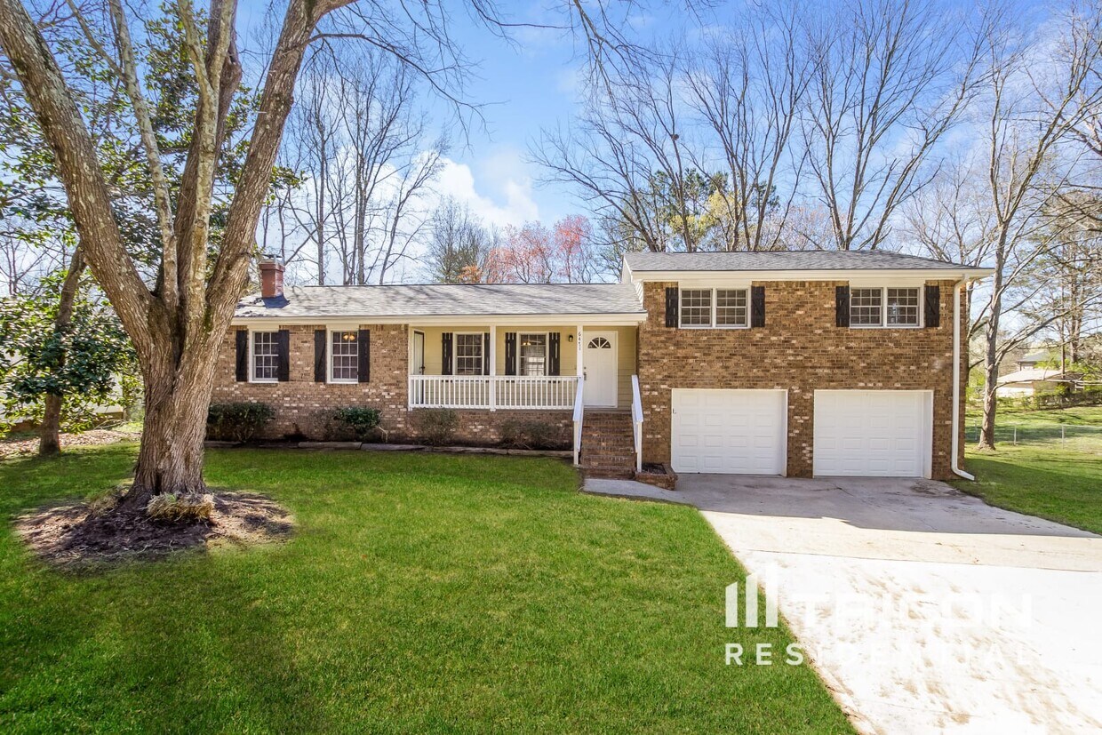 Primary Photo - 6471 Chickasaw Dr