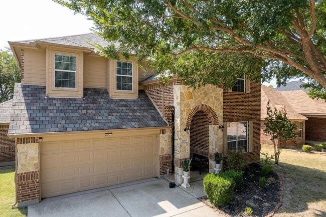 Foto del edificio - 5915 Ivy Glen Dr