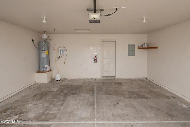 Building Photo - 3188 Desert View Ct