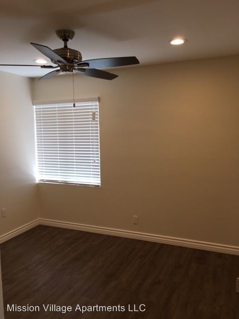 Building Photo - 2669 Mission Village Dr