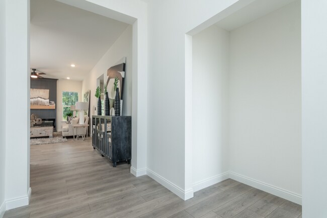 Foto del edificio - 6055 W Swather Ct