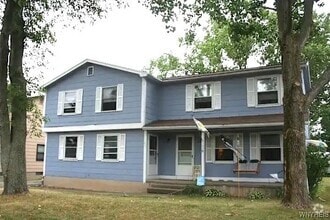 Building Photo - 271 Kaymar Dr