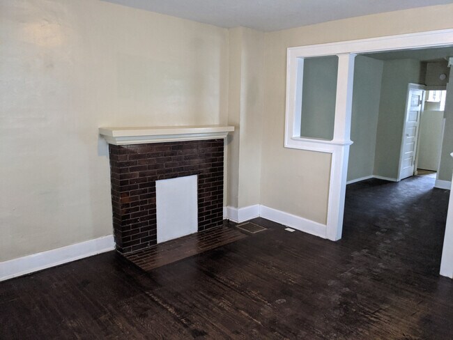 Building Photo - 2917 boulevard Pl / Rickey Pascarella