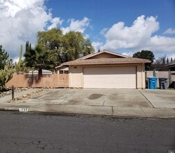 Building Photo - 1797 Brookwood Dr