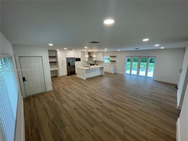 Foto del edificio - 10343 SW 114th St