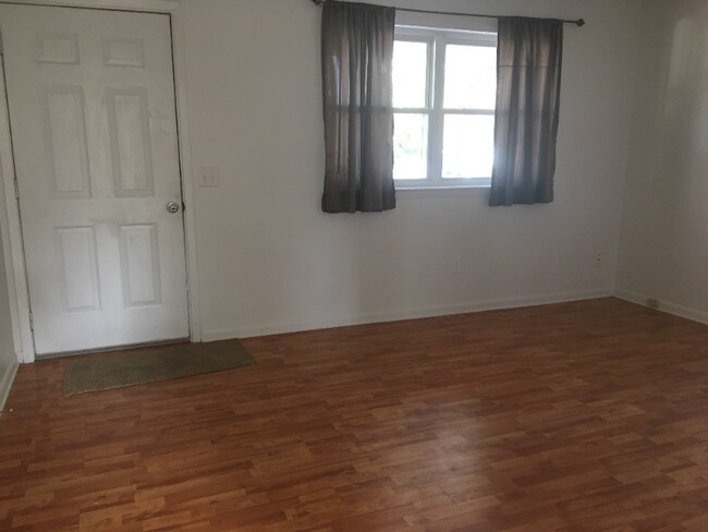 Building Photo - 509 Antoinette Dr