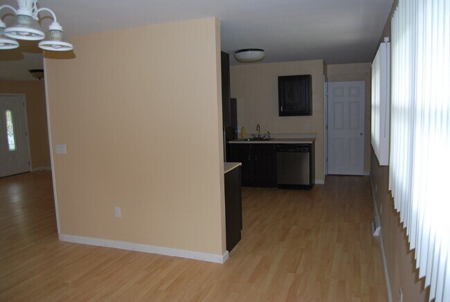 Foto del edificio - EDGEWOOD - SINGLE FAMILY RANCHER