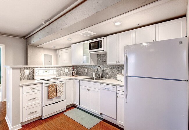 Foto del edificio - Avenue 8 at Mayfair