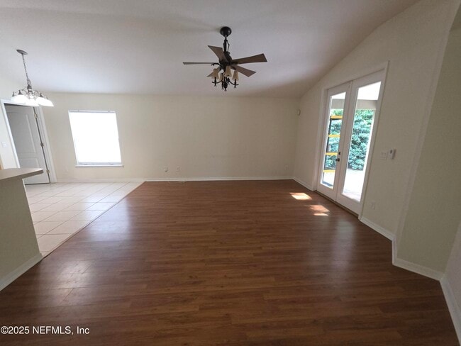 Building Photo - 1713 Austin Ln