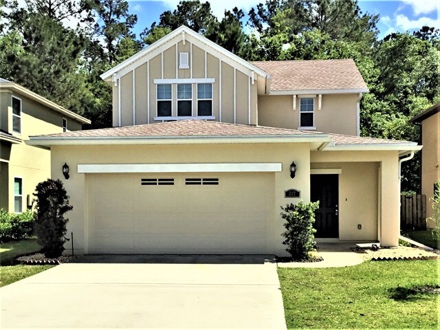 Foto principal - 207 Buck Run Way