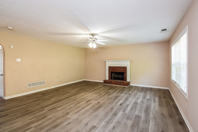 Foto del edificio - 217 E Skyline View