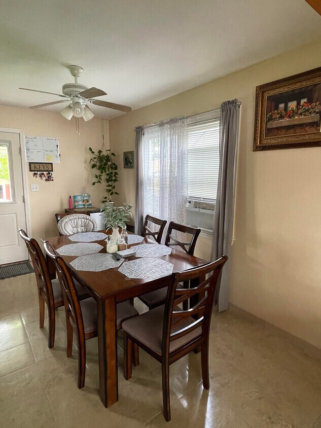 Dining Room - 72 Grove St