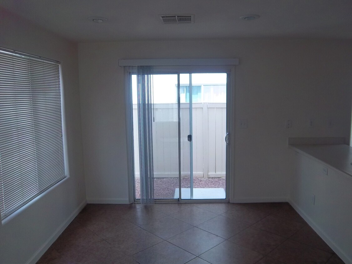 Primary Photo - 3 bedroom home with granite tops and tile floors $1500.00/month